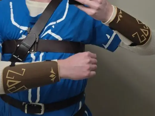 Link Gauntlets - Tears of the Kingdom