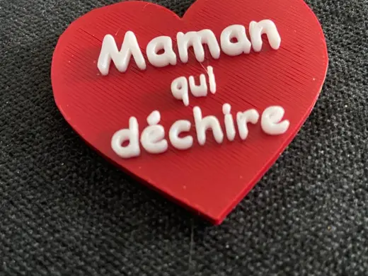 Porte-clés maman qui déchire