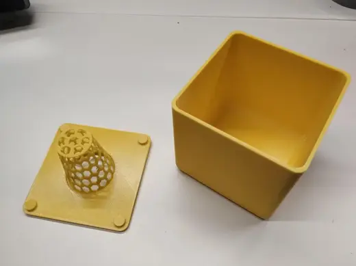 AquaPod – Passive Hydroponic Planter