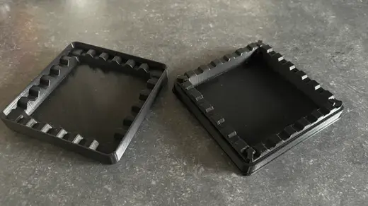 Squares sandwich crimper