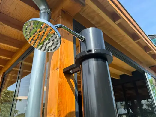 Parkside solar shower wall mount