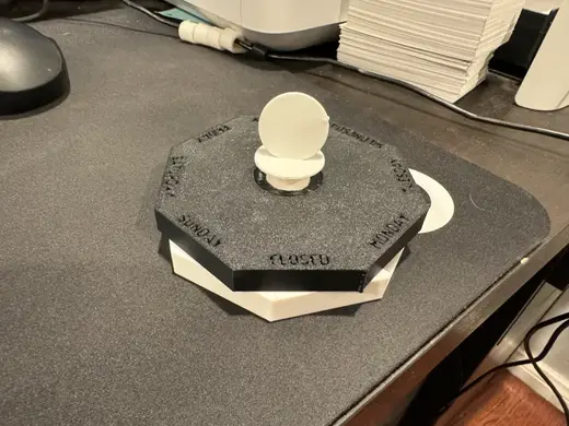 7 DAY ROTATING PILL CONTAINER