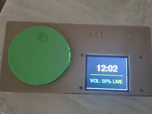 DeskBuddy - Smart Media Controller