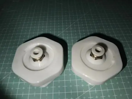3D打印干燥箱万向出线接头