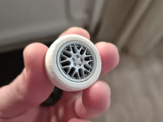 Tire for 18mm wheel–1:48 scale model (VW Golf MK4)