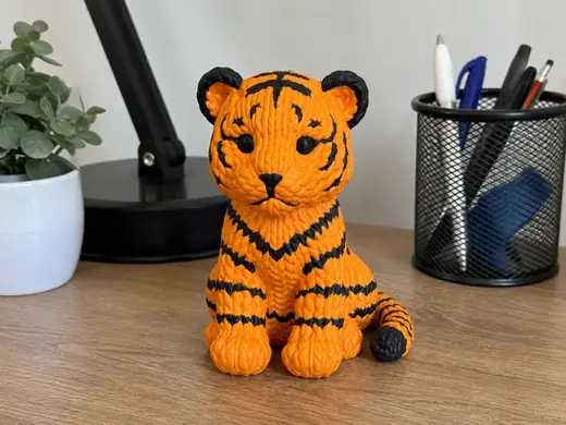 Cute Knitted Tiger Cub – Adorable Desk Buddy