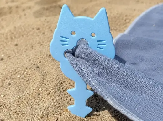 PurrPeg SandLock – Beach Towel Anchor Cat Design