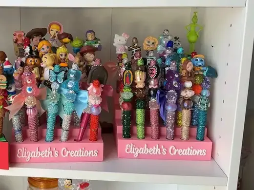 32 pen rhinestone display