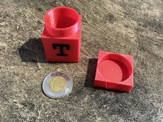 Canadian Toonie Bank Roll Holder