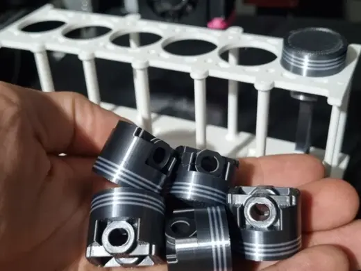Piston key ring (with stand BMW in-line-6 engine)