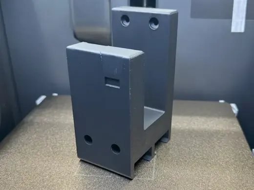 AR Wall Mount Mag Release Feature