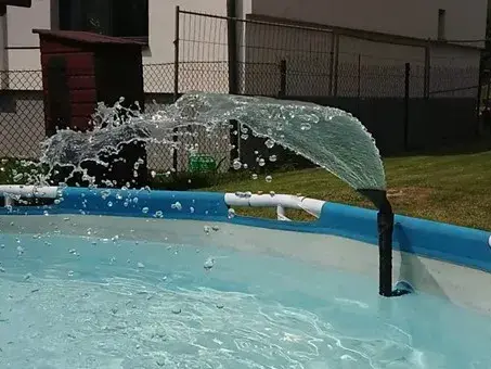 Pool fountain