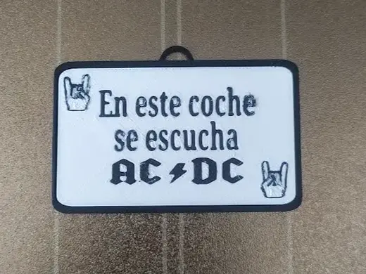 Letrero para coche `en este coche se escucha ACDC´