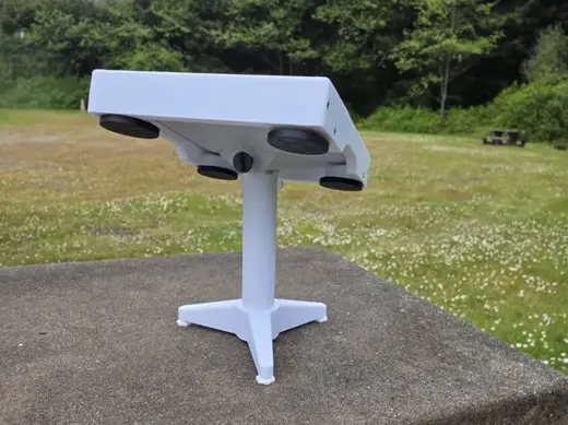 Starlink tripod stand with adjustable feet