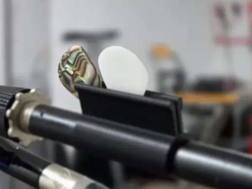 Guitar Pick Clip for Microphone Stand