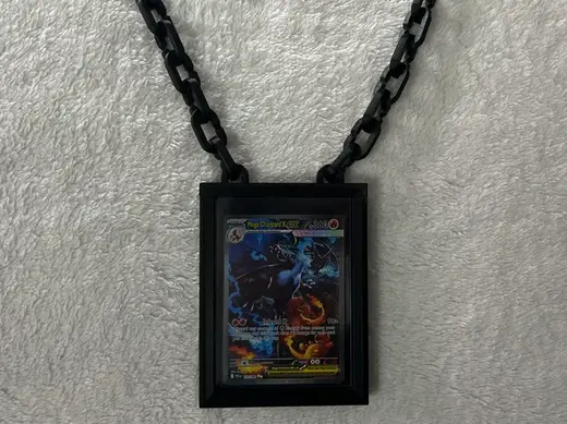 Necklace for TCG cards in Toploaders