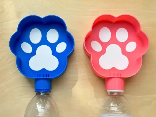 Paw Print Outdoor Pet Water Bowl – For Dogs & Cats