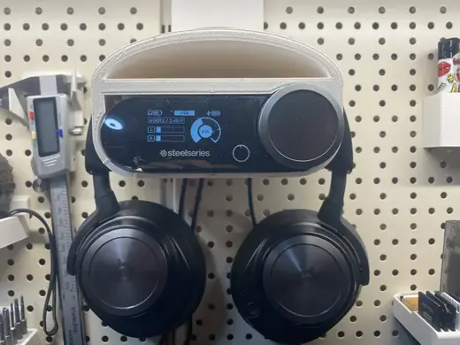Arctis Nova Pro Wireless Headset n Station Holder