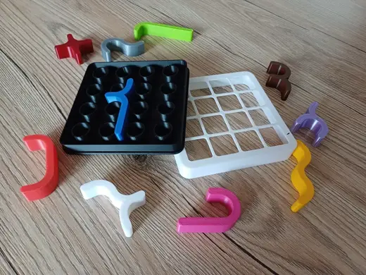 Curves puzzle for kids