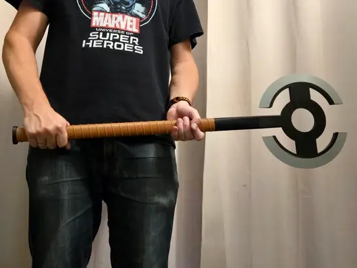 The Old Guard Andy's Axe real size 1/1