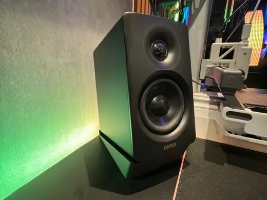 Edifier M60 Stand