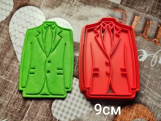 Cookie cutter men's tuxedo