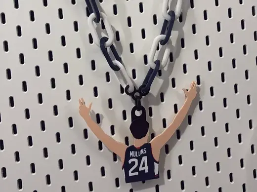 UConn game winner Braylon Mullins Hype Chain