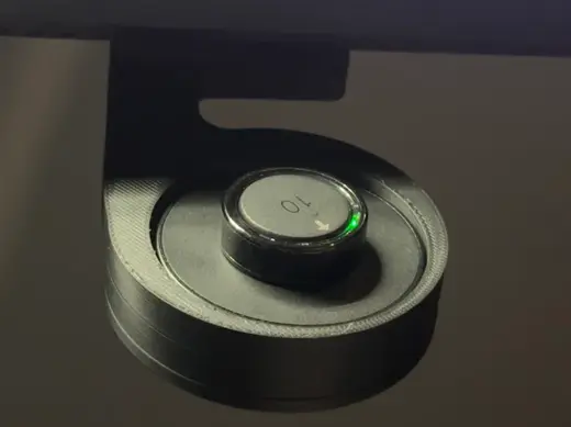 Colmi R12 smart ring monitor mount