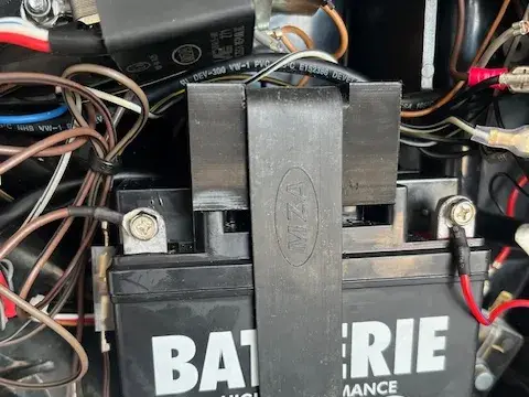 Simson S51 Batteriehalter mit Airtag