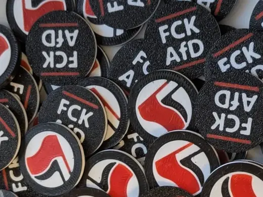 Einkaufswagenchip Antifa FCK AFD