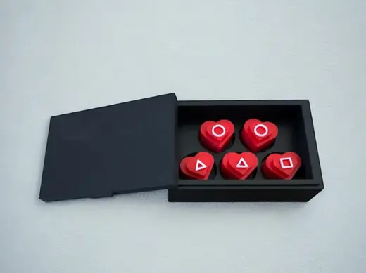 Squid Game 2 Gonggi - Valentines Edition