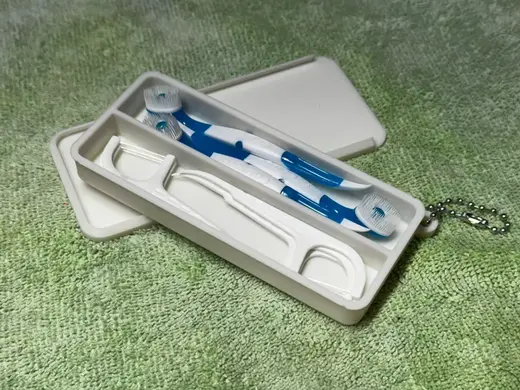 Toothbrush & Floss Slide Box Keychain Travel