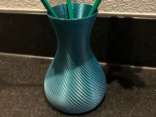 Spiral Twist Vase – for Desk, Shelf & Home Decor