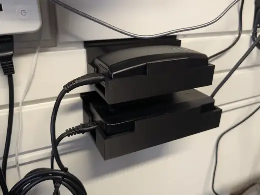 Slatwall mount for Specialized Globe Haul charger