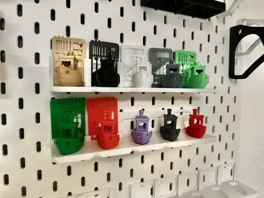 Benchy Skadis Regal Storage shelf with testprint
