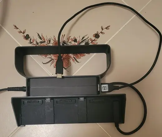 DJIBatteryHolderWithControler