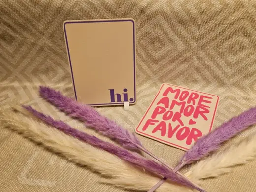 hi. card stand