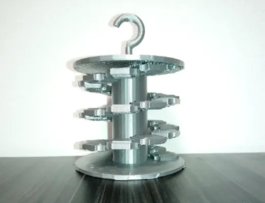 Spiral display with hanger