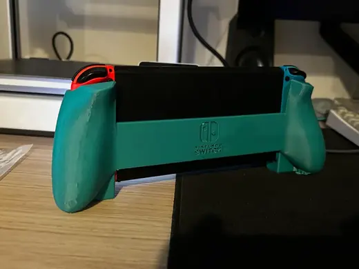 Ergonomic grip for Nintendo Switch and oled version