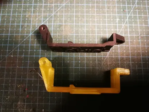 Axial Yeti bigger battery box doors