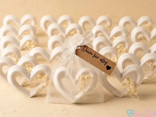 Minimalist Wedding & Favor Heart Decoration