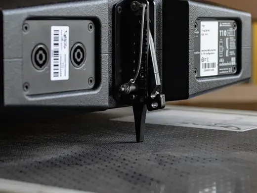 Front Fill Splay Stand for d&b T10