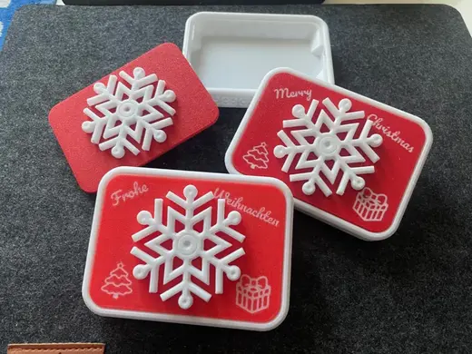Mechanically locking gift card box with text