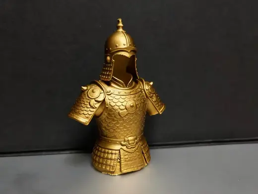 Traditional Chinese-style dragon scale armor