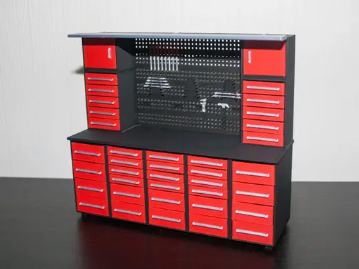 Mini Pro Work Bench for Garage, scale 1:18
