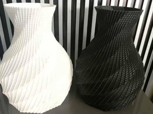 Twisted Geometric Spiral Vase