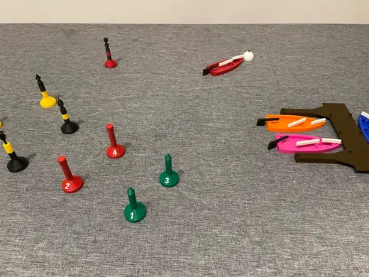 Mini balises et bateaux de formation magnétiques