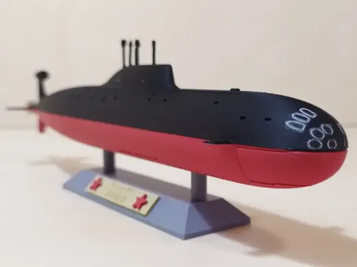 Nuclear Submarine Akula 1:450 NO AMS