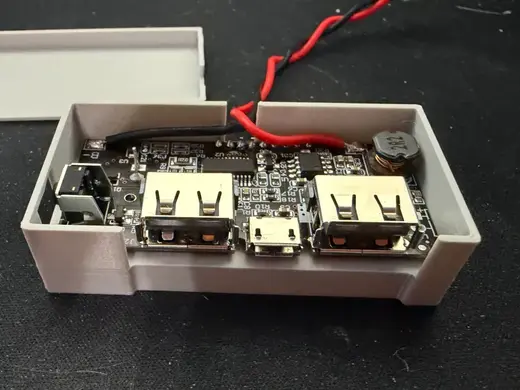 Dual USB Lithium Charger - Power bank / PCB box