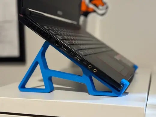 Laptop stand